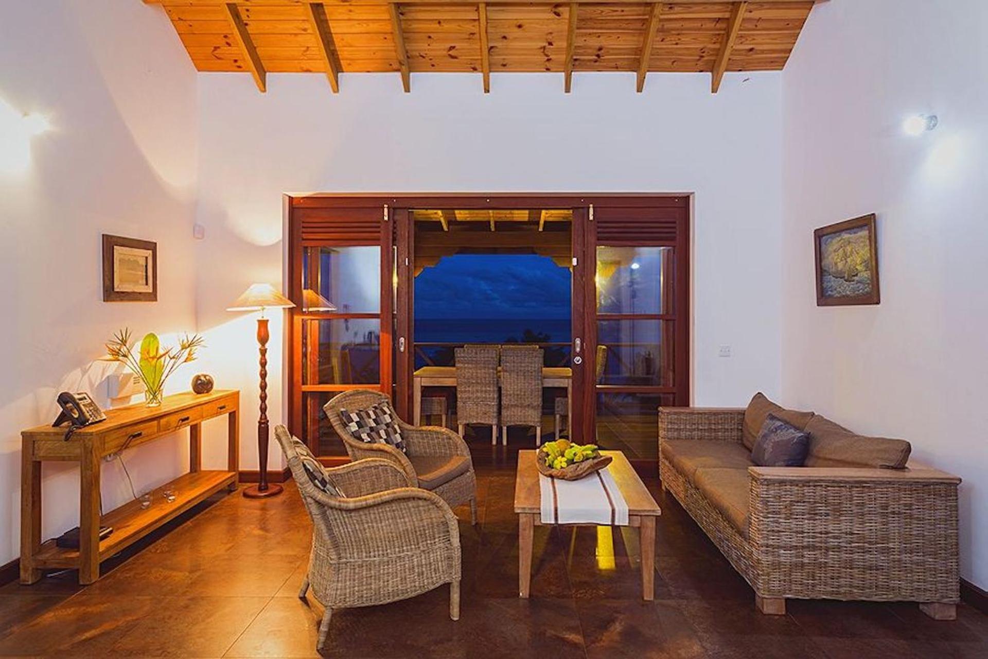 De Jardin Self-catering Villa Port Glaud